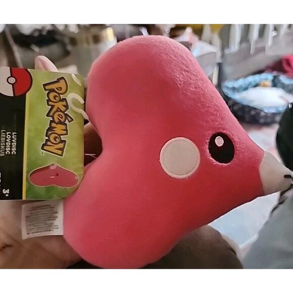 TOMY Pokemon TOMY Luvdisc Pink Heart Shaped Stuffed Plush 7" Nwt New Excellent - Picture 1 of 5